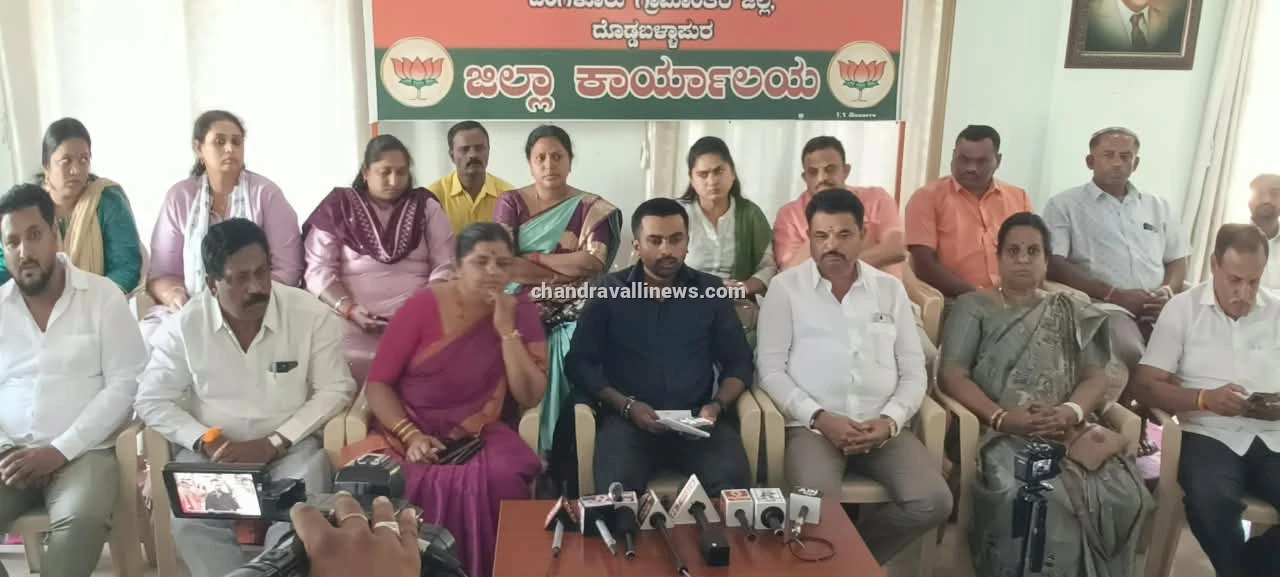 ಸರ್ಕಾರಿ ಕಾರ್ಯಕ್ರಮಗಳಿಗೆ ಮಾಜಿ ಶಾಸಕ ವೆಂಕಟರಮಣಯ್ಯ ಅಡ್ಡಿ-ಶಾಸಕ ಧೀರಜ್ ಮುನಿರಾಜು ಆಕ್ರೋಶ