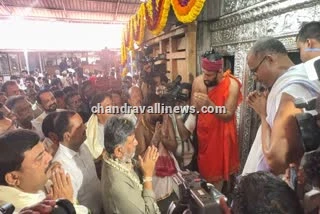 ಕದ್ರಿ ಶ್ರೀ ಮಂಜುನಾಥ ಸ್ವಾಮಿಯ ದರ್ಶನ ಪಡೆದ ಮುಖ್ಯಮಂತ್ರಿ ಡಿ. ಕೆ. ಶಿವಕುಮಾರ್