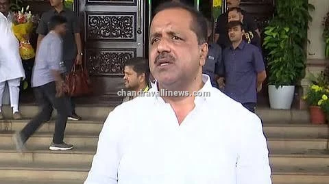 ವಿಧಾನಸೌಧದ ಮೆಟ್ಟಿಲುಗಳ ಮೇಲೆ ರಾಜ್ಯದಲ್ಲೇ ಪ್ರಥಮ ಬಾರಿಗೆ ‘ಉರ್ದು ಹಬ್ಬ’: ಸಚಿವ ಯು.ಟಿ.ಖಾದರ್